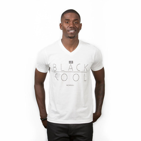 signature-t-shirt-reverse-black-v-neck-main