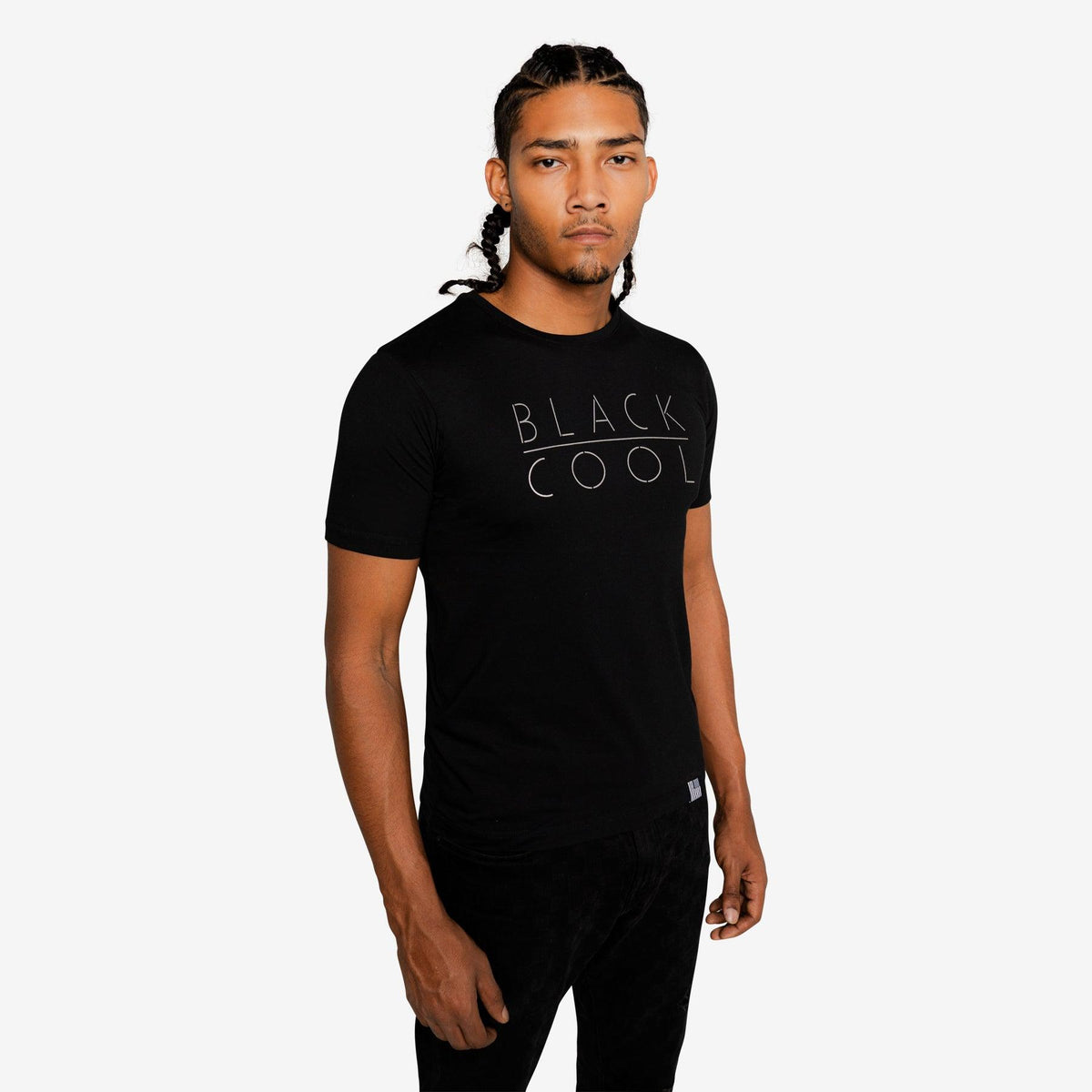 Classic-label-black-t-shirt-